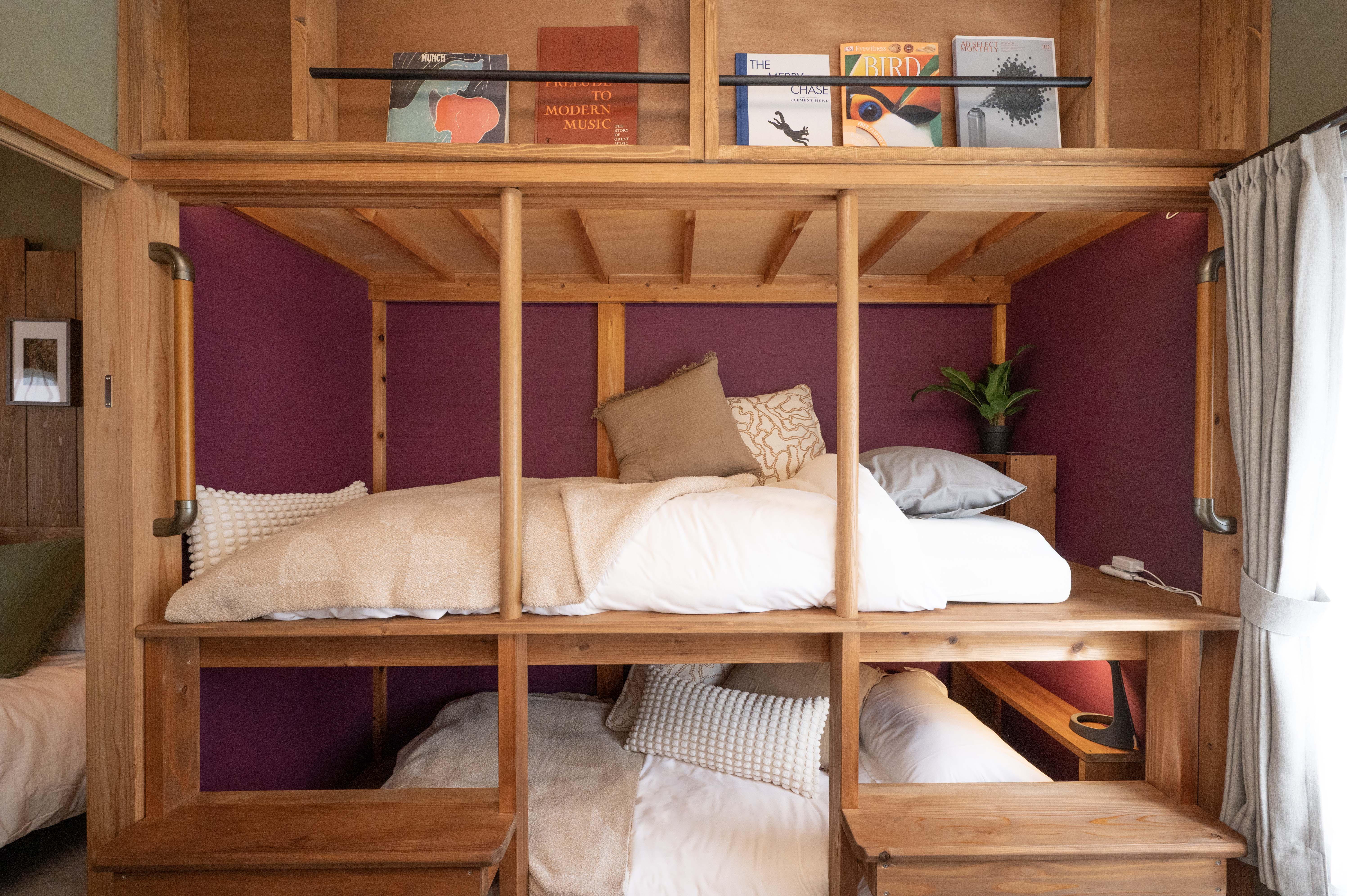 Bunk bed